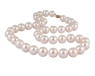 Natural Freshwater Round Pearl Necklace 14K Yellow Gold