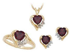 10K Gold Heart-Shaped Garnet and Diamond Set