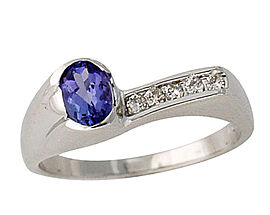 Tanzanite and Diamond Ring - 14K White Gold