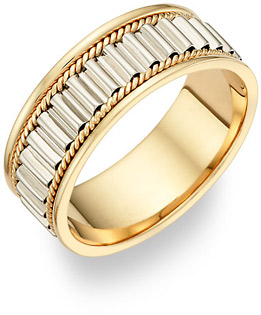 18K Gold and Platinum Design Wedding Band