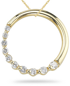 Diamond Circle Pendant, 14K Yellow Gold