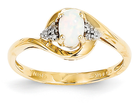 Gemstone Spotlight: Opal