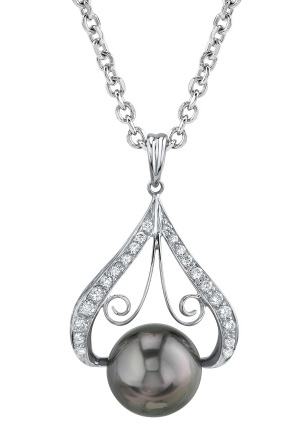 Tahitian Pearl & Diamond Kiss Pendant