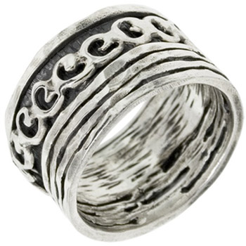 Organic Hearts Sterling Silver Spinner Ring