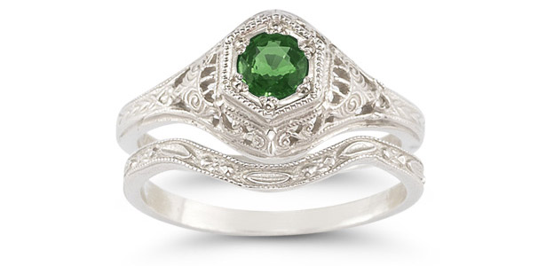 AntiqueStyle Emerald Bridal Set AntiqueStyle Gemstone Rings are making a 