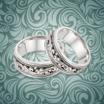 Pretty in Paisley Wedding Band Sets