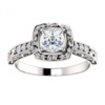 Sculptured Princess-Cut Diamond Engagement Ring 3