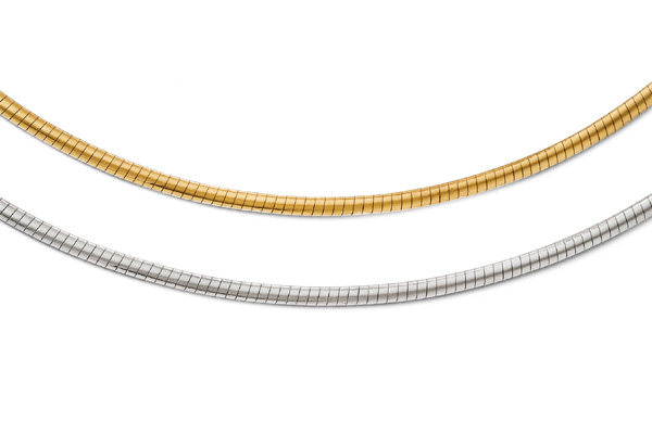 2.5mm Reversible 14K Two-Tone Gold Omega Necklace in 16