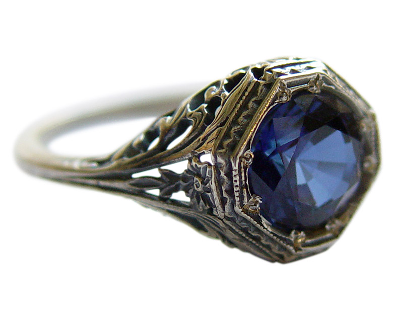 #797 ANTIQUE DESIGN ROYAL BLUE LAB SAPPHIRE .925 STERLING SILVER RING