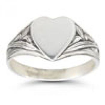 Vintage Heart Signet Ring in 14K White Gold 2