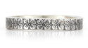 Antique-Style Flower Wedding Band Ring in Sterling Silver