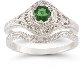 Antique-Style Emerald Wedding Ring Set 2