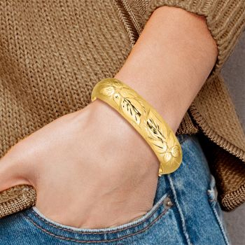 Florentine-Engraved Floral Hinged Bangle Bracelet, 14K Gold 3