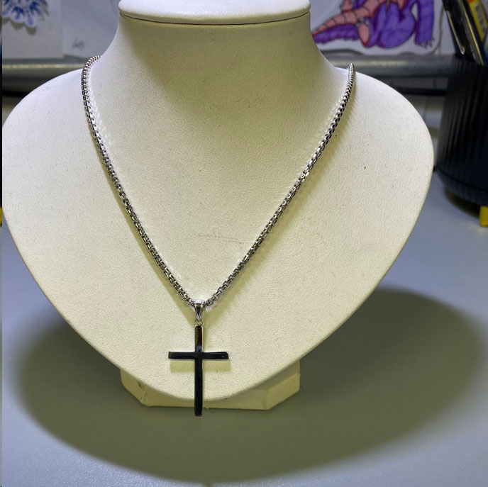 Men's 14K White Gold Cross Necklace with Round Box Chain