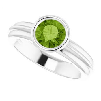 14K White Gold Bezel Peridot Solitaire Ring 5