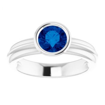 Lab-Grown Sapphire Solitaire Ring in 14K White Gold 3