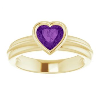 14K Gold Heart-Shaped Amethyst Solitaire Ring 3