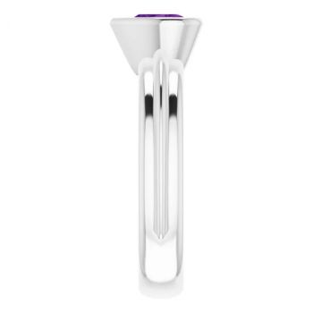 Heart-Shaped Amethyst Solitaire Ring in 14K White Gold 4