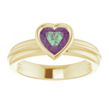 Lab-Grown Heart-Shaped Alexandrite Solitaire Ring in 14K Gold 3
