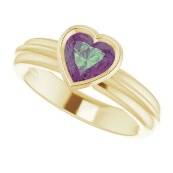 Lab-Grown Heart-Shaped Alexandrite Solitaire Ring in 14K Gold 5