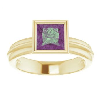 Lab-Grown Princess-Cut Alexandrite Solitaire Ring in 14K Gold 3