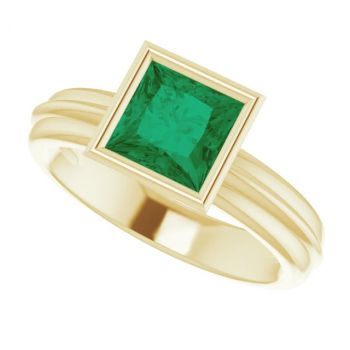 Lab-Grown Princess-Cut Emerald Solitaire Ring in 14K Gold 5