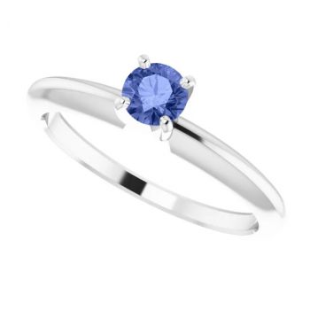 Tanzanite Gemstone Solitaire Ring in 14K White Gold 4