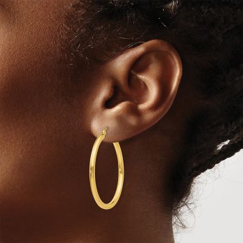 1 3/8 Inch Lightweight Hoop Earrings in 14K Gold, 2.5mm Thick 4