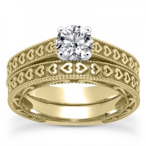 engraved-heart-diamond-bridal-ring-set-yellow-gold-ENS3612YSETC