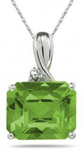 emerald-shaped-peridot-and-diamond-pendant-10k-white-gold-SPP7949PDC