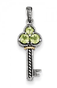 peridot-silver-key-pendant