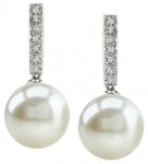 Pearl Earrings for Your Wedding Day