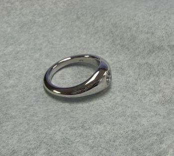 Men's 3/4 Carat Bezel-Set Solitaire Diamond Ring in 14K White Gold 5